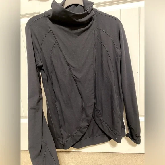 Lululemon Belle Wrap Cardigan Black Pockets Size 6 - Picture 2 of 5